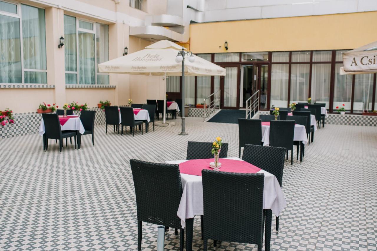 فندق Complex Balnear Cerbul كوفزنا المظهر الخارجي الصورة